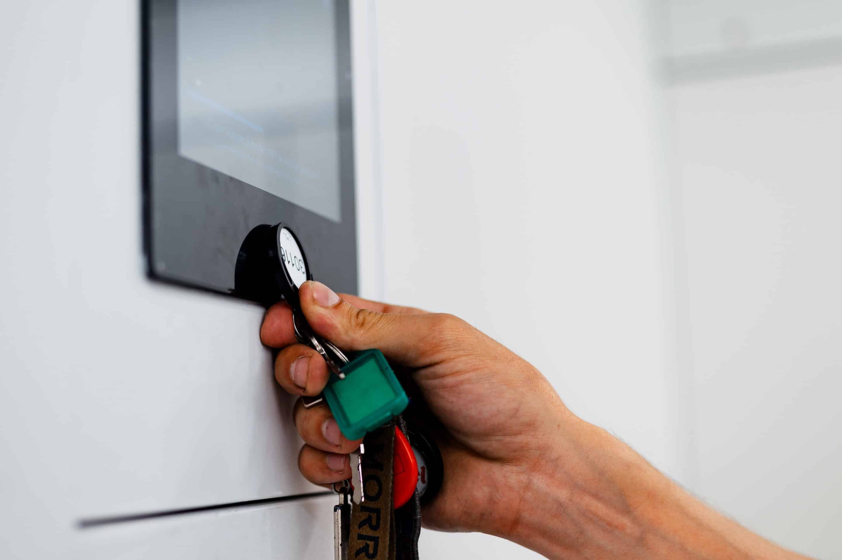 hotel smart lockers