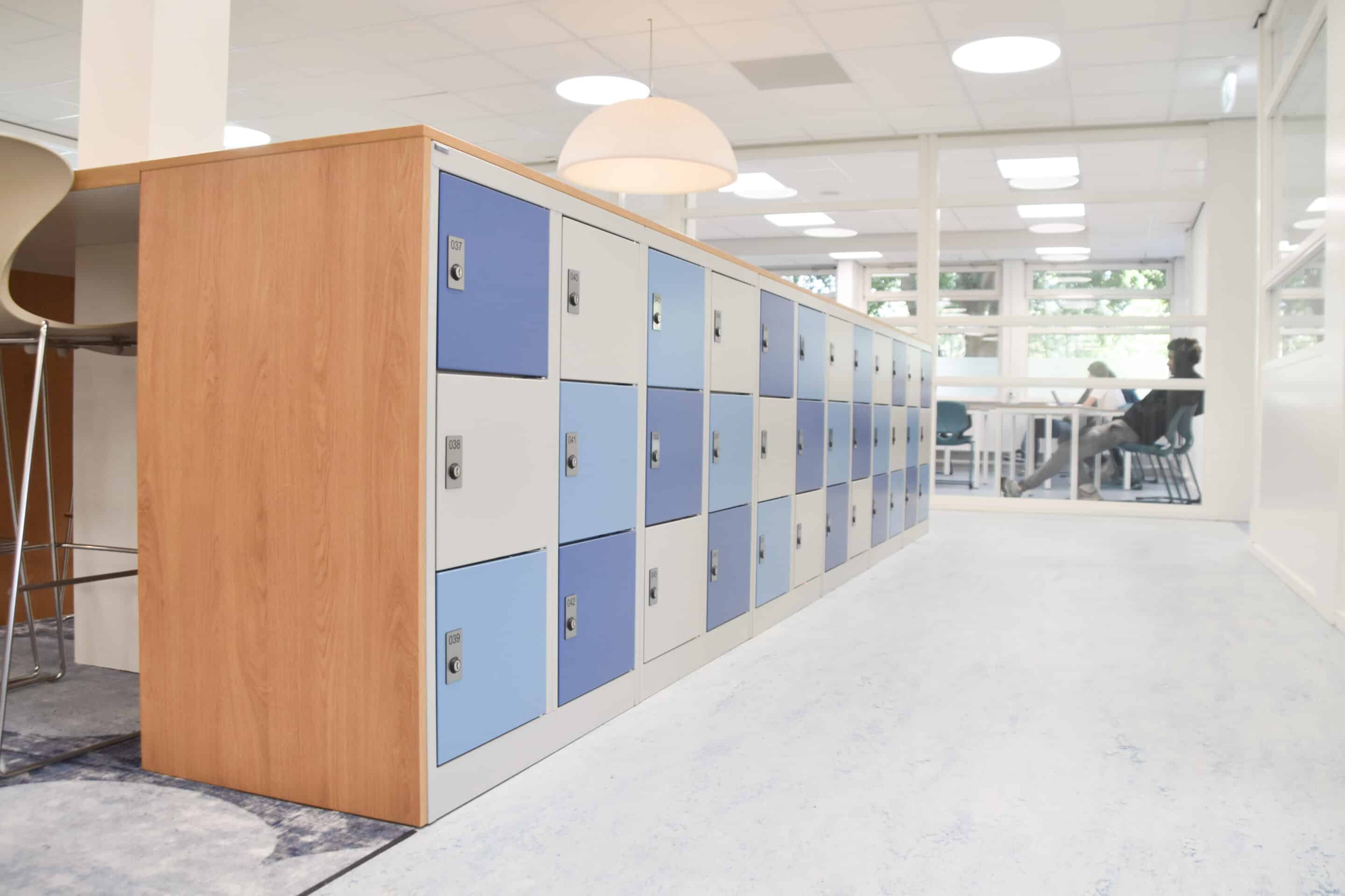 hotel smart lockers