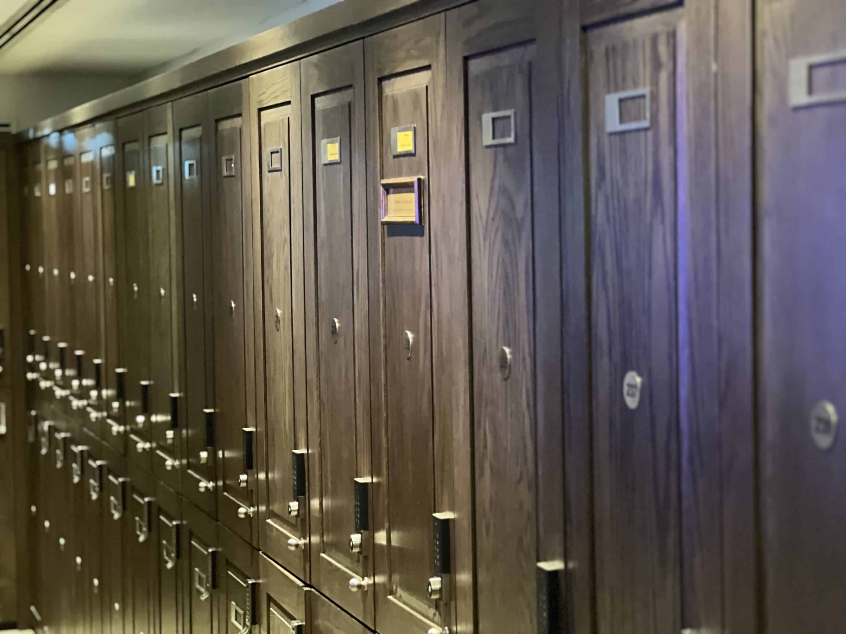 hotel smart lockers