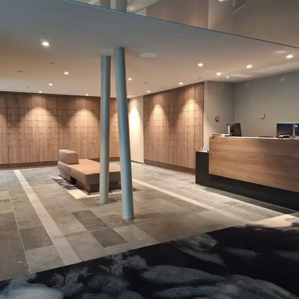 hotel smart lockers